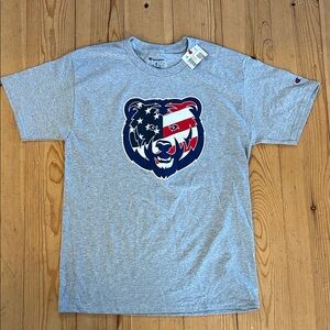 NWT Champion Gray T-Shirt with Patriotic Bear Graphic Northern Colorado Bears
